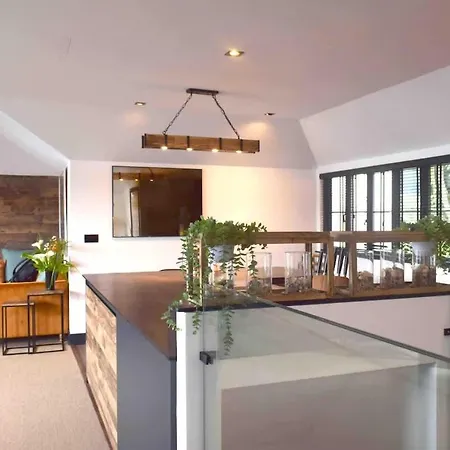 Stunning Waterfront Apartment With Spectacular Views & Parking At 'Captains Loft' Falmouth Exterior photo