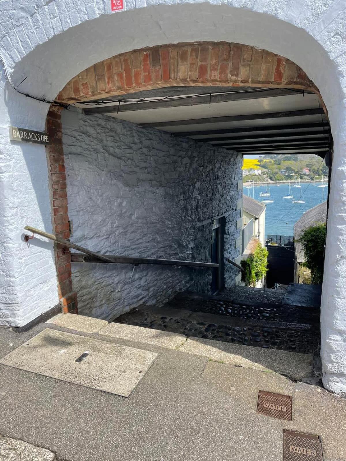 Holiday home Stunning Waterfront With Spectacular Views & Parking At 'captains Loft' Falmouth