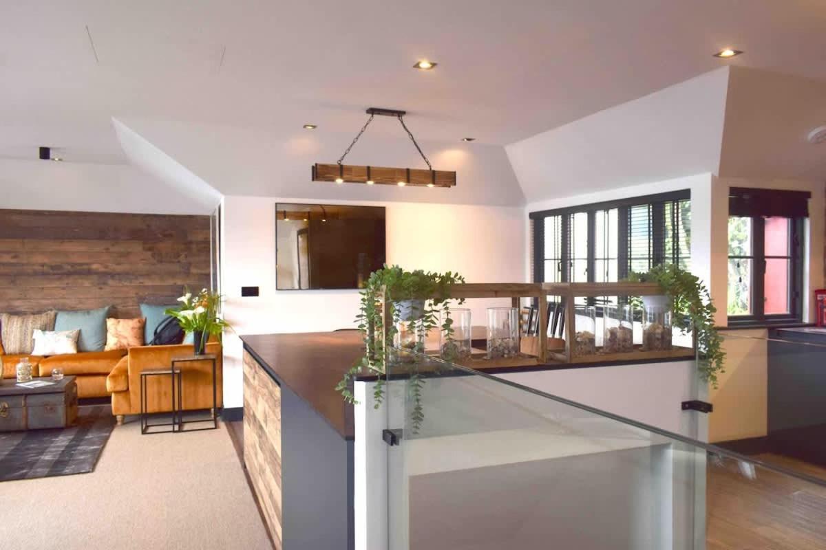 Casa vacanze Stunning Waterfront With Spectacular Views & Parking At 'captains Loft'